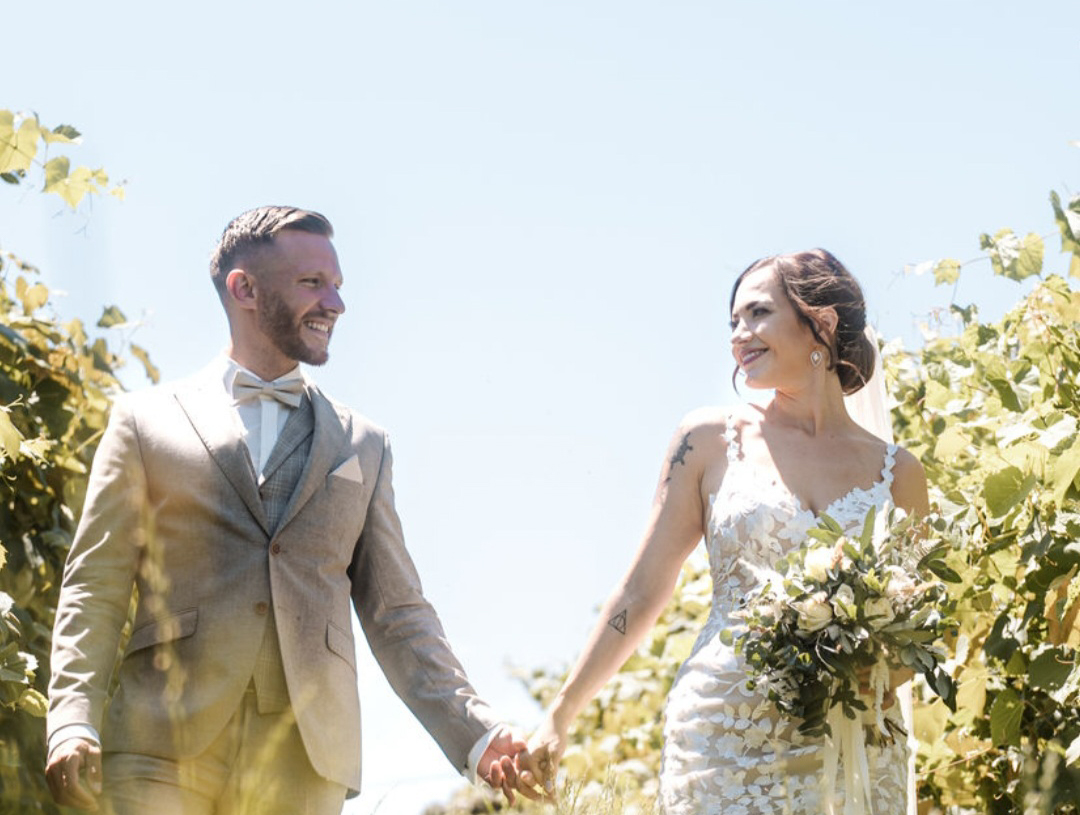 Sonja Zach haelt eine Traurede